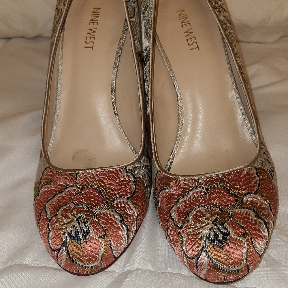 Nine West embroidered heels